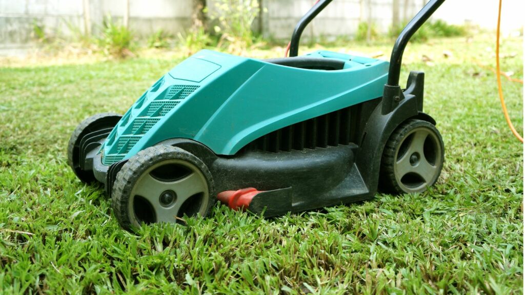 Miglior tagliaerba per piccoli giardini, tagliaerba piccolo